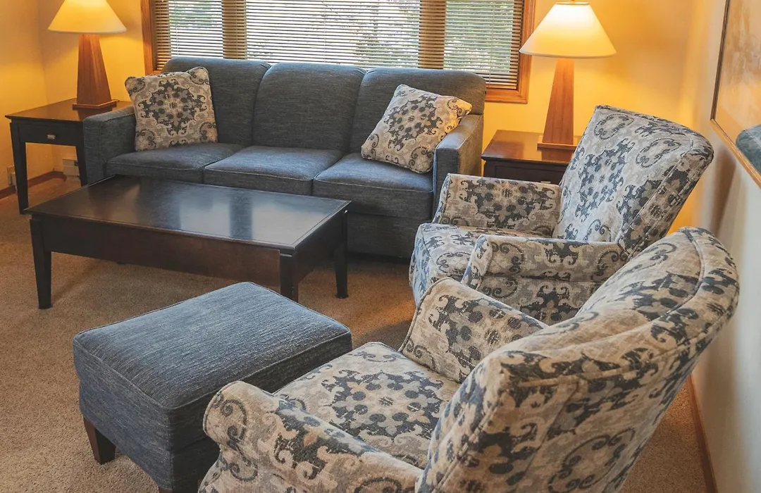 Pheasant Park Resort-1
