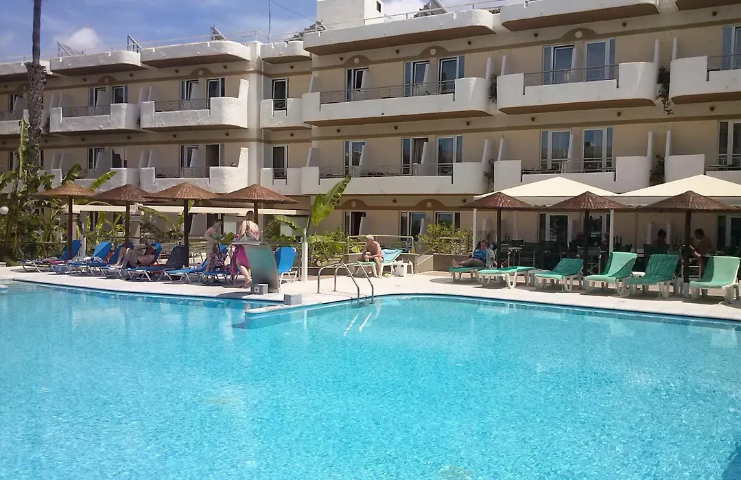 Astron Hotel-1