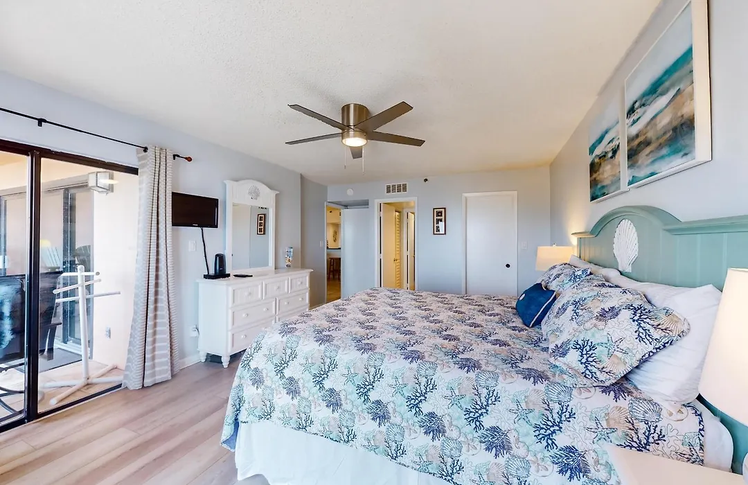 Reef Club 306-1