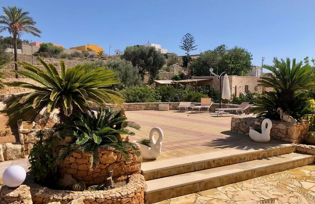 Villa Oasi Dei Sogni-1