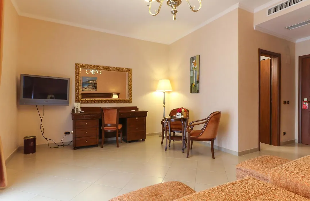 Hotel Federico II-1