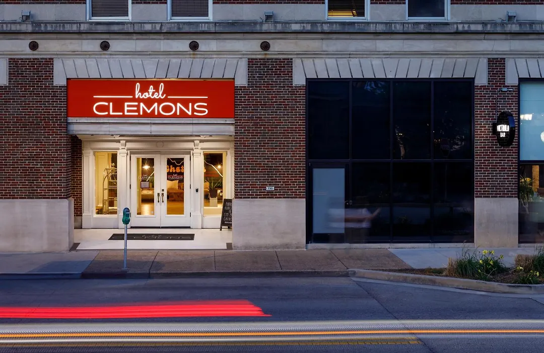 Hotel Clemons-1