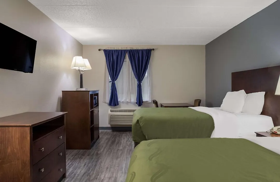 Quality Inn Toledo Westgate-1