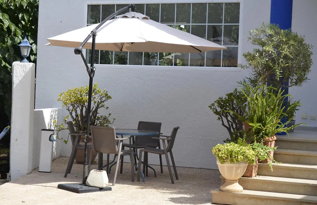 Hostal Blayet - Hostal Automatizado-1