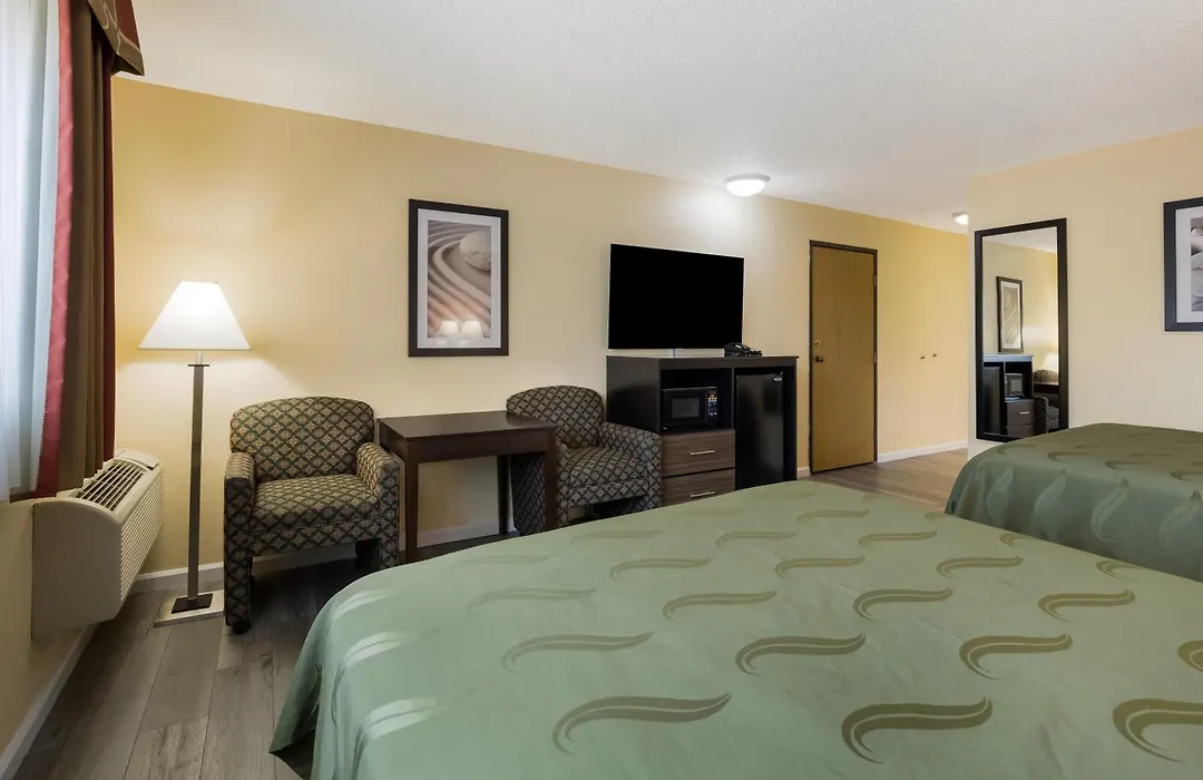 Quality Inn & Suites Medford Airport-1