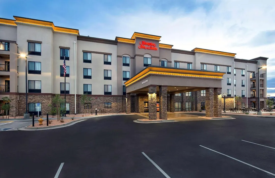 Hampton Inn & Suites Page - Lake Powell-1