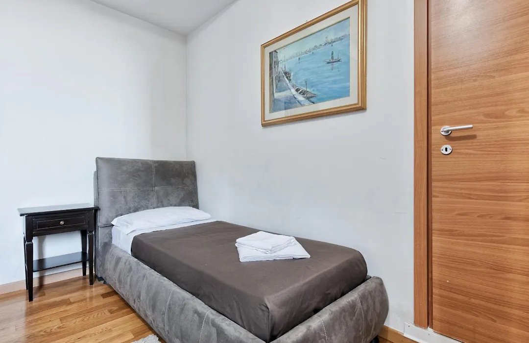 Hotel Trieste-1
