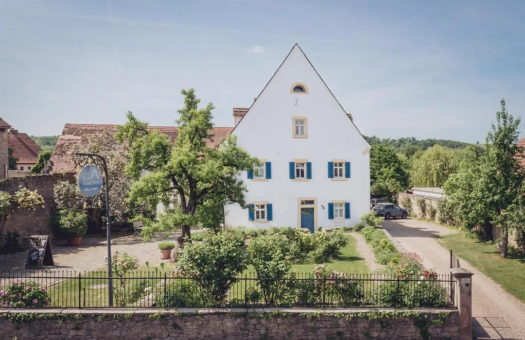 Villa Sommerach-1