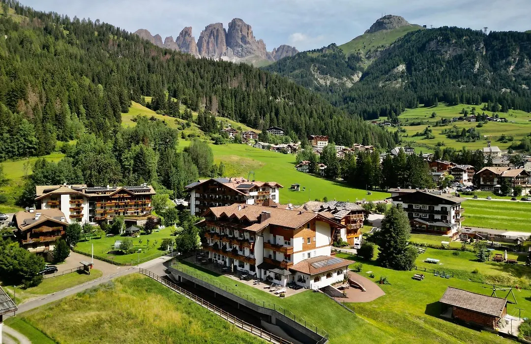 Alpenhotel Panorama-1