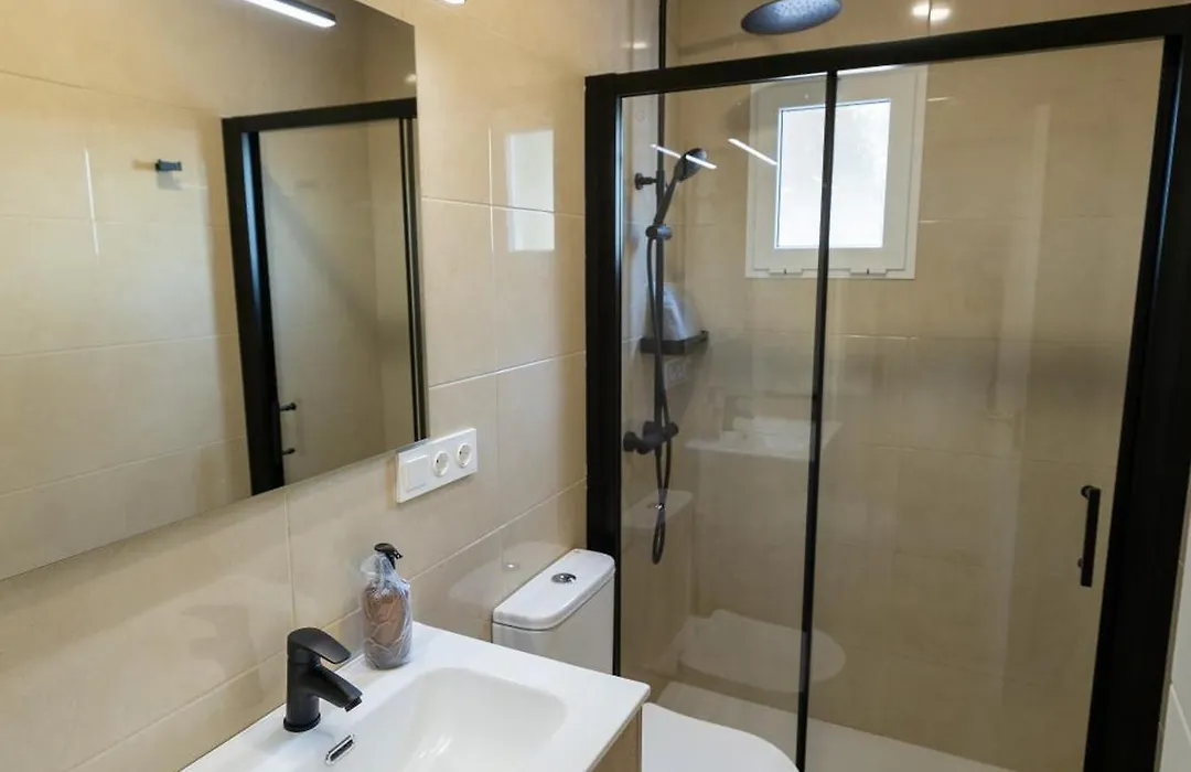 Hostal Royal Bliss-1