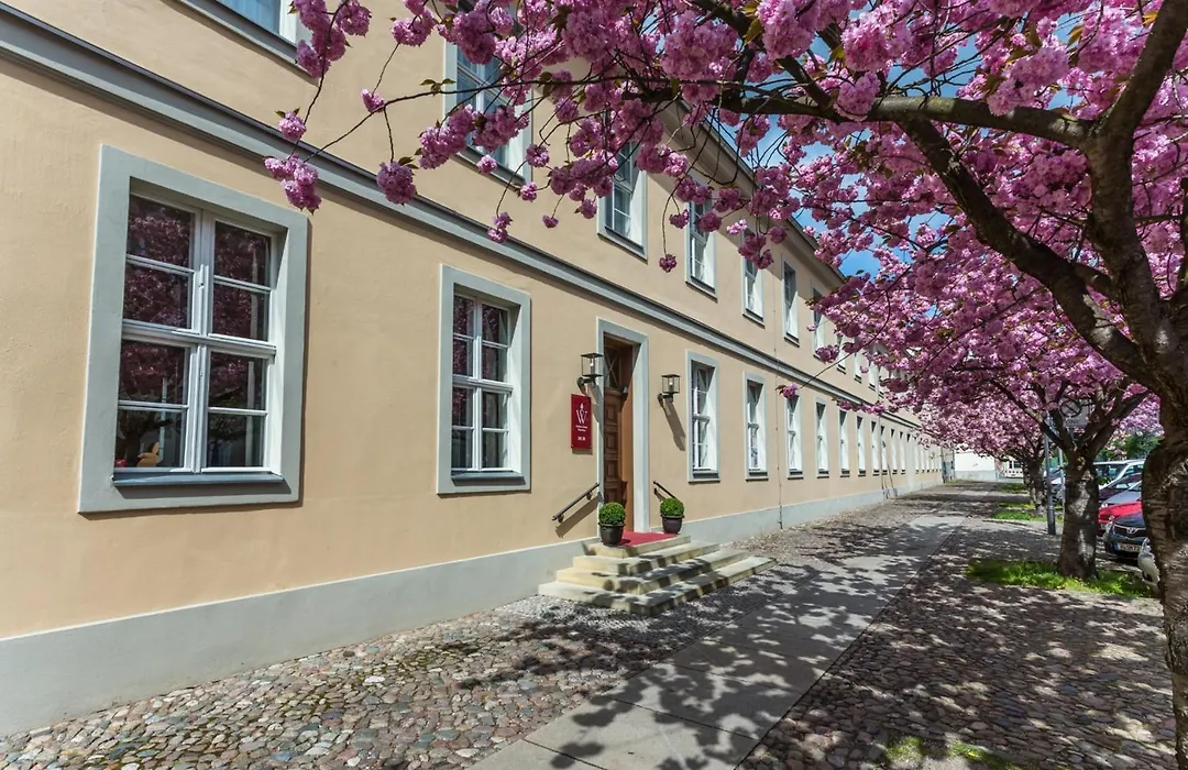 Hotel Am Grossen Waisenhaus-1