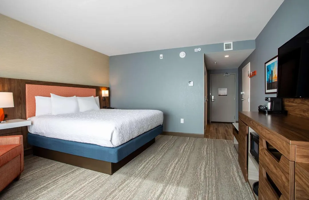 Hampton Inn & Suites North Port, Fl-1
