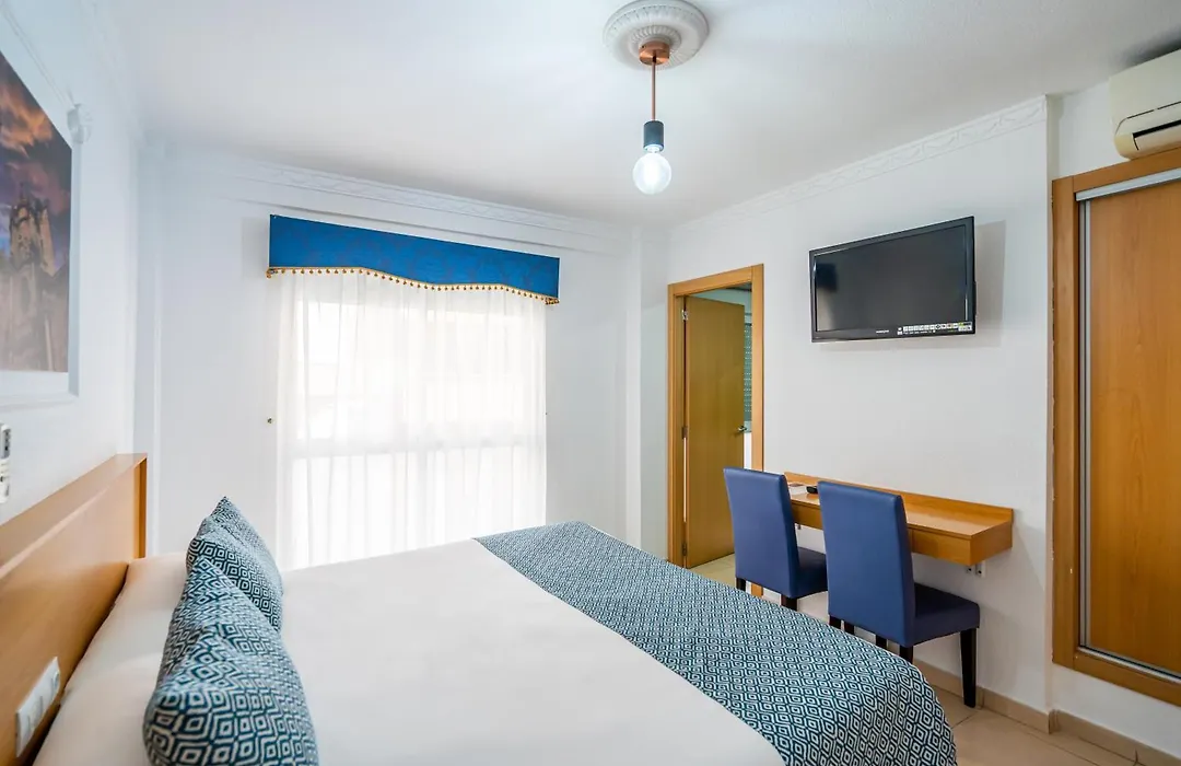Hostal Rr Feria By Beleret-1