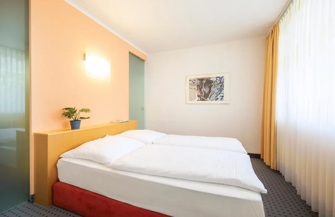 Michel Hotel Suhl-1