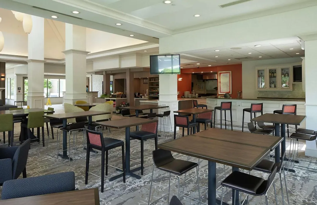 Hilton Garden Inn Evansville-1