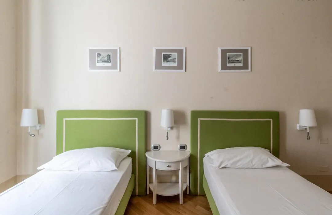Casa Isolani Piazza Maggiore 1-1