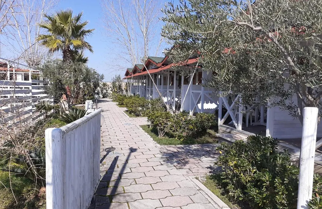 Hotel Paradiso Dei Giovani-1