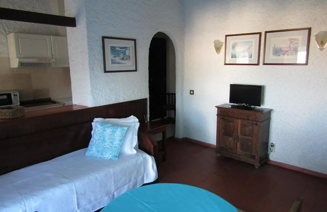 Apartamentos Turísticos Clube Vale Leão-1