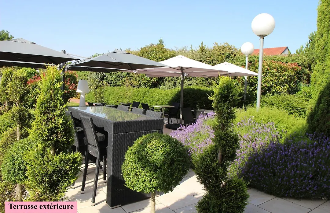 Hôtel Le Clos Badan-1