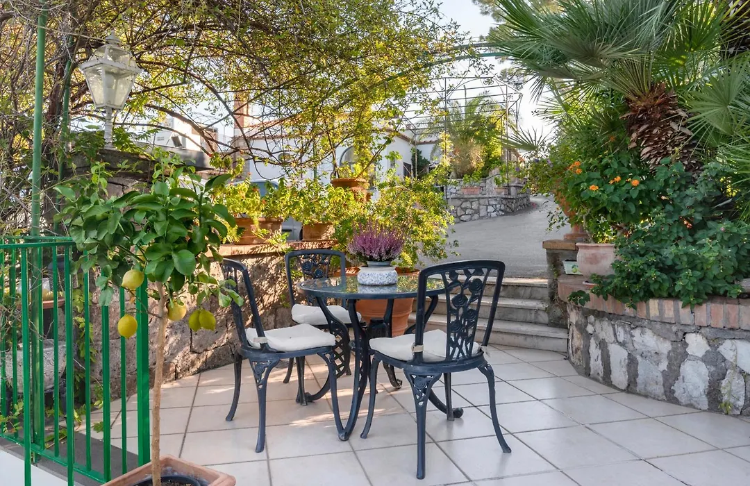Hotel Desiree-1