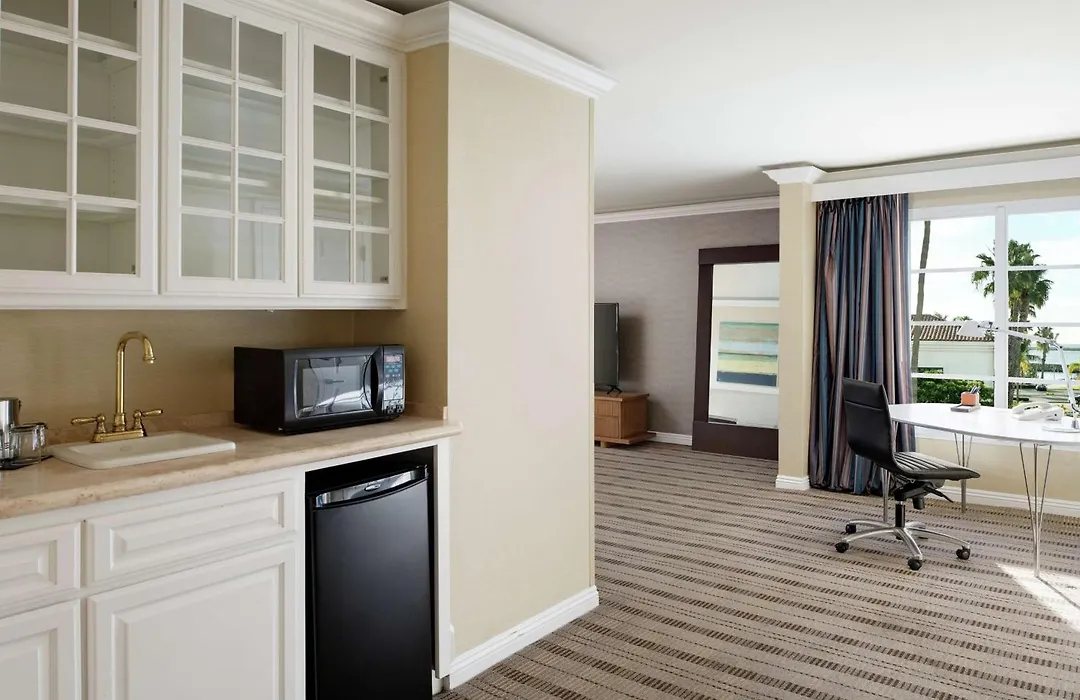 Doubletree By Hilton San Pedro-1