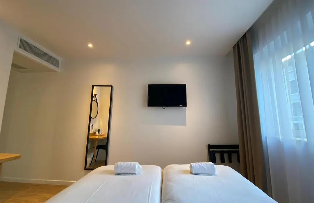 Oskar Hotel-1