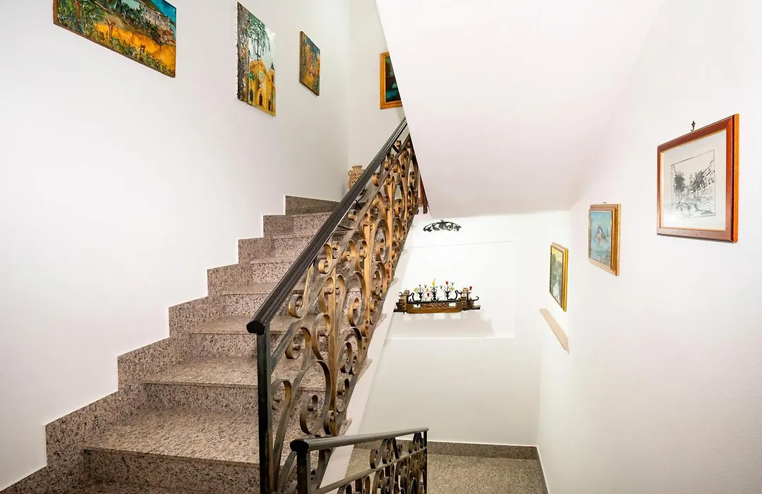 Hotel Fernanda-1