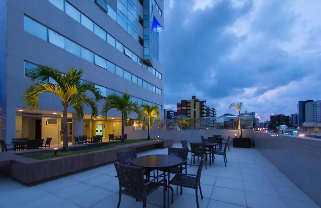 Hilton Garden Inn Maceio-1