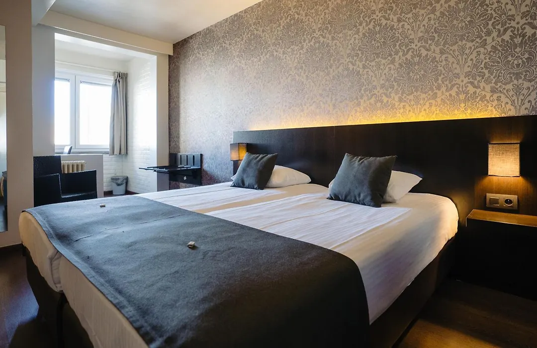 Hotel Ambassadeur-1