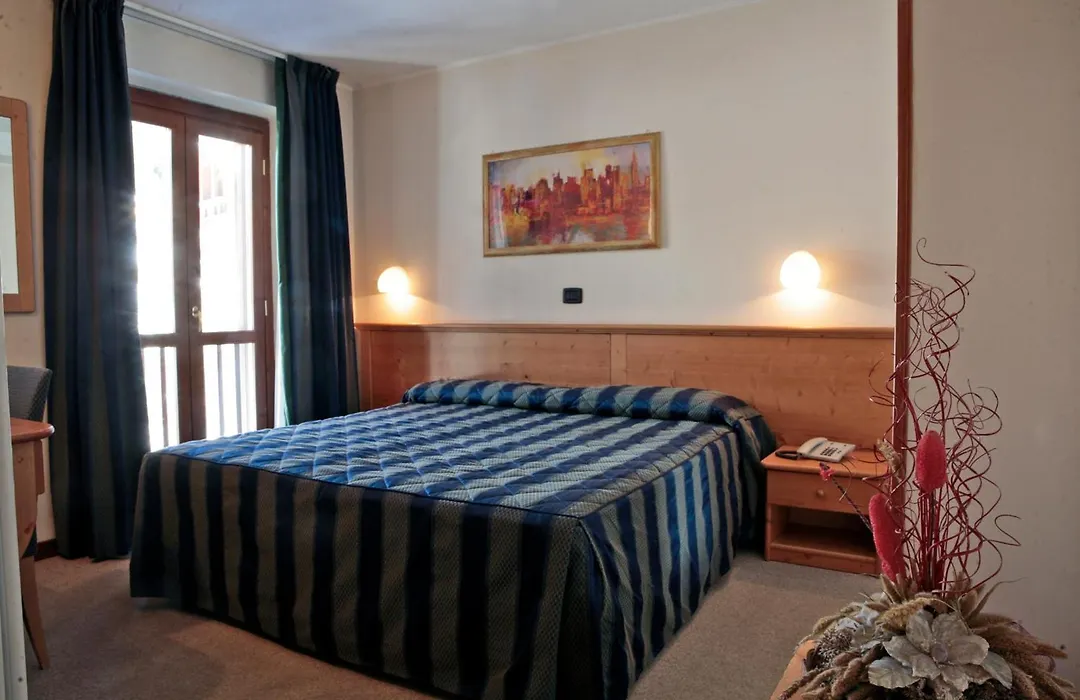 Hotel Alpechiara-1