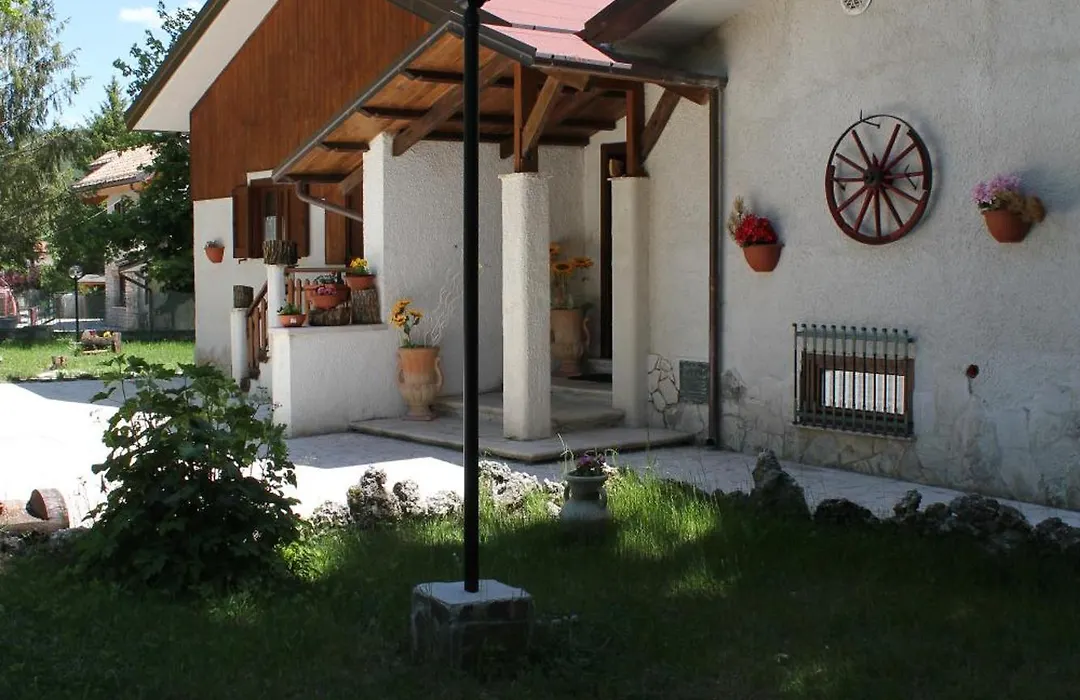 Rifugio Del Pettirosso-1