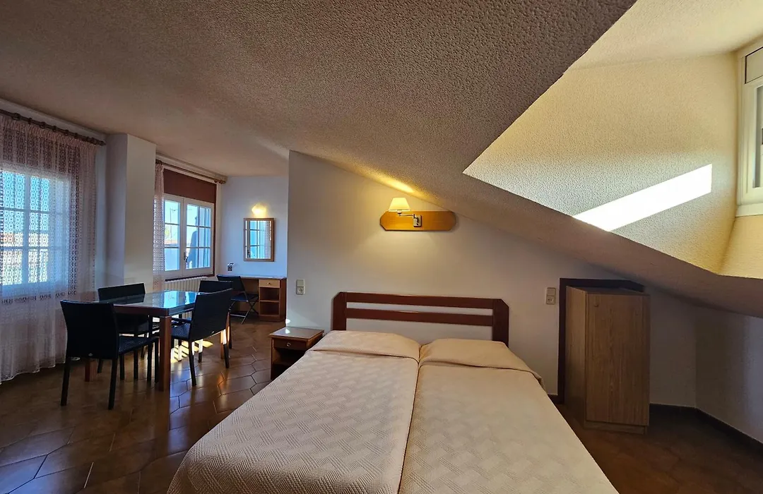 Hotel Blue Spot-1