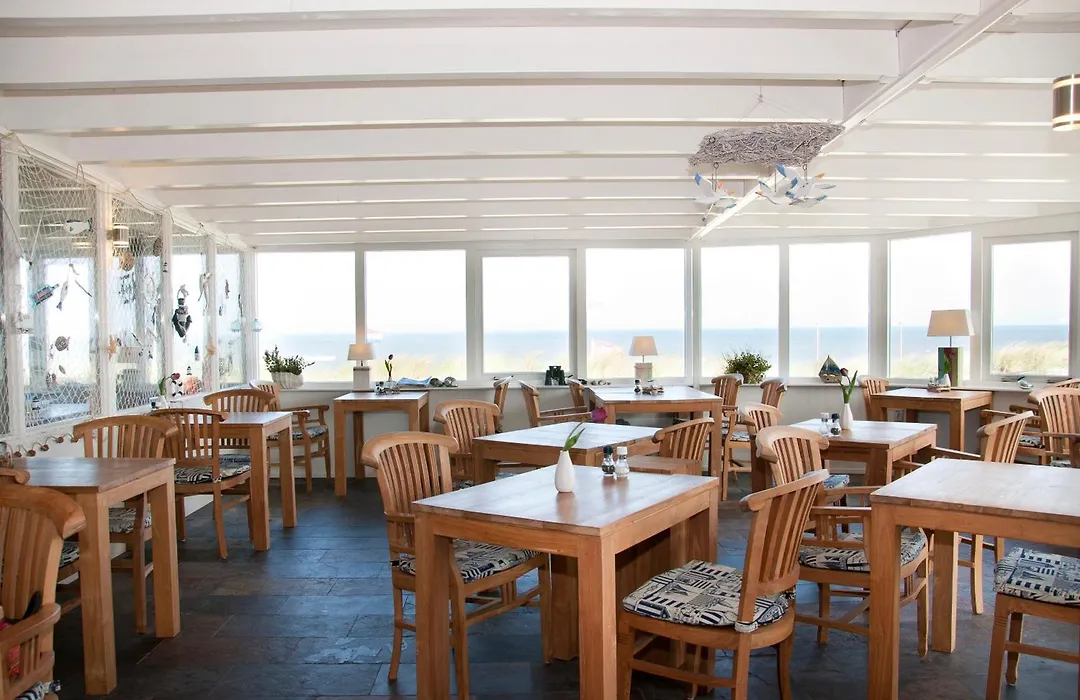 Strandhotel Noordzee-1