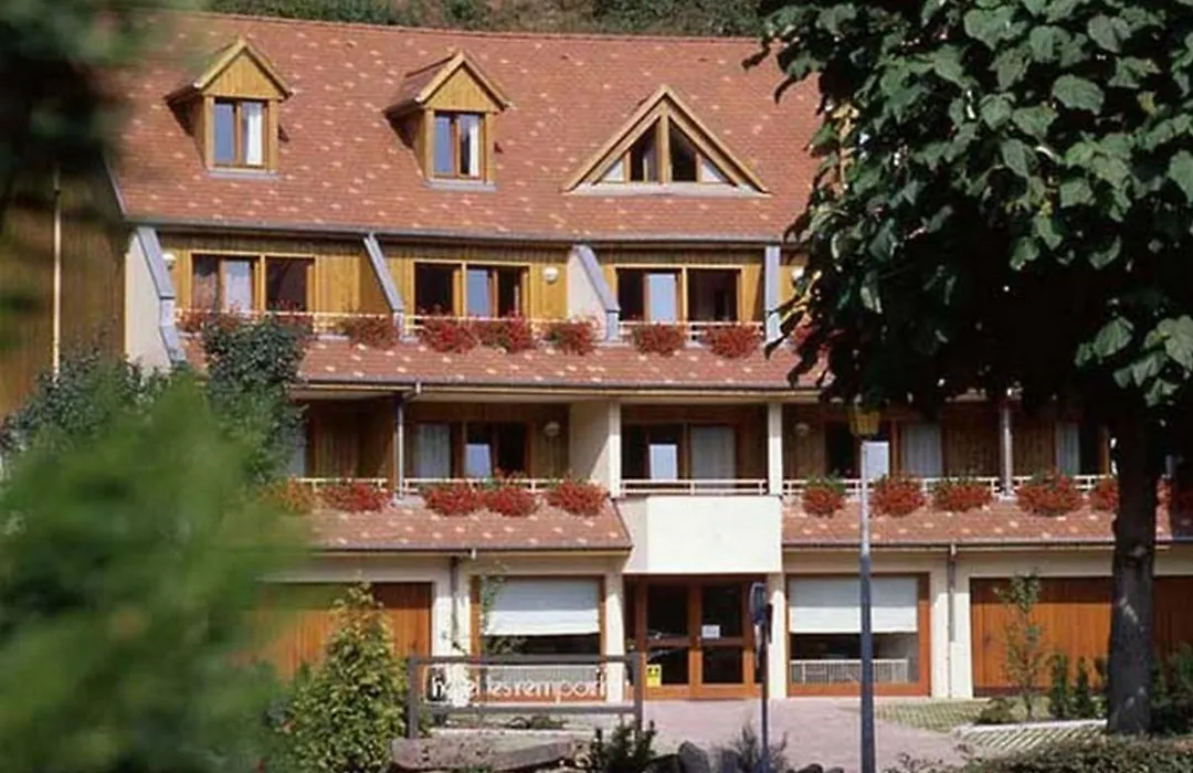 Hotel Les Remparts-1