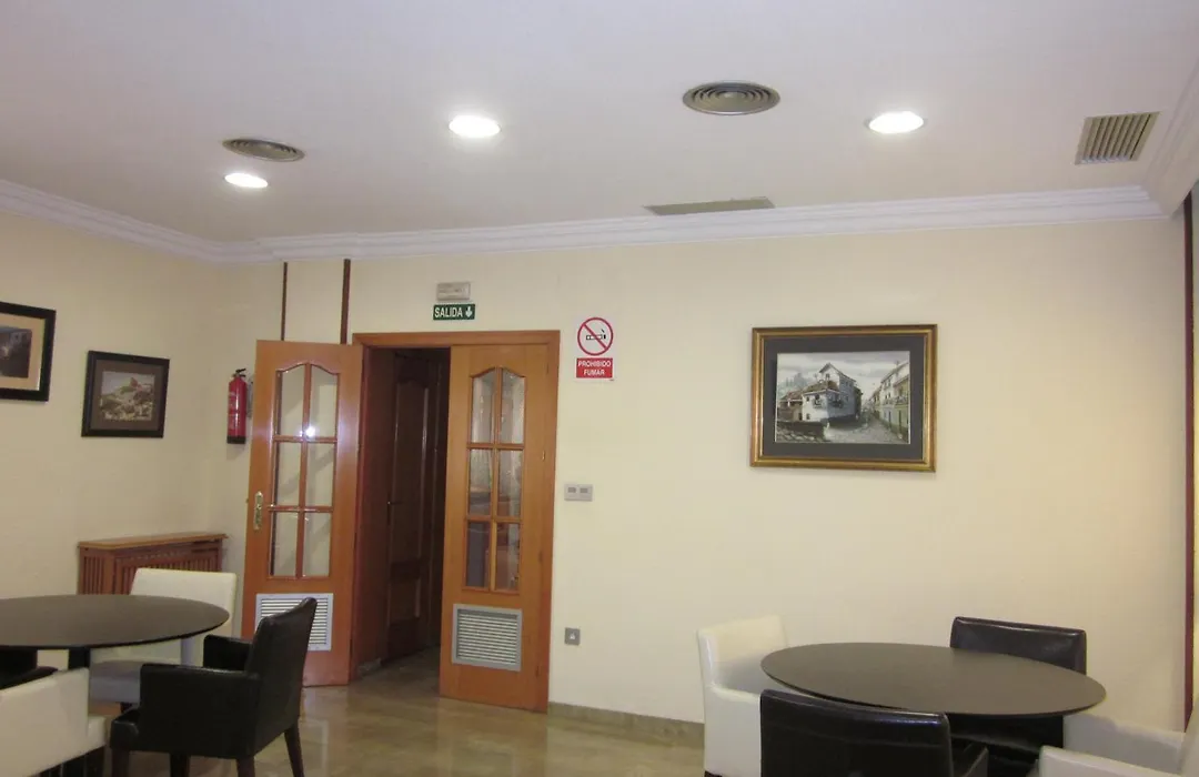 Hotel Elena María-1