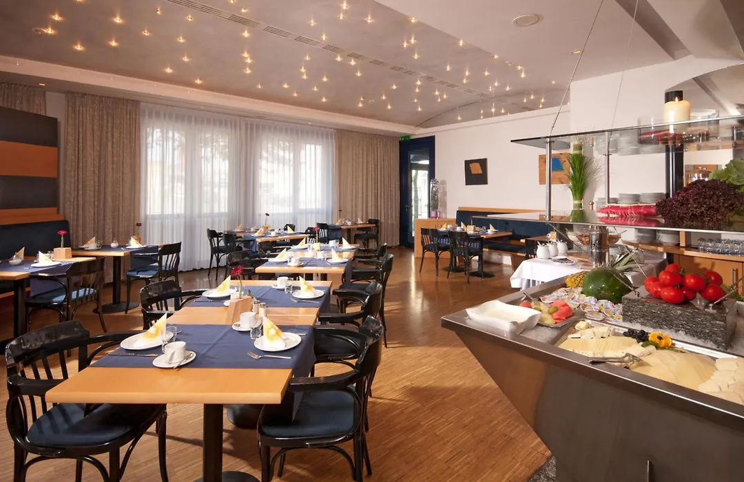 SEEhotel Friedrichshafen-1
