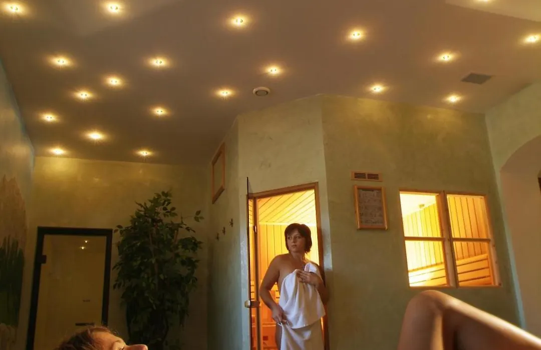 Hotel Rustika-1