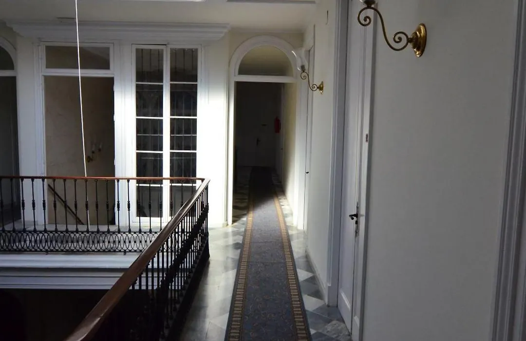 Nuevo Hotel-1