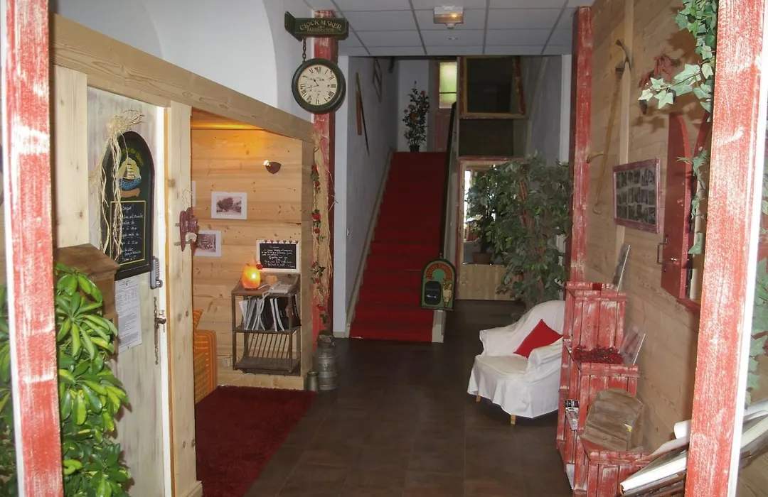 L'Hermitage-1