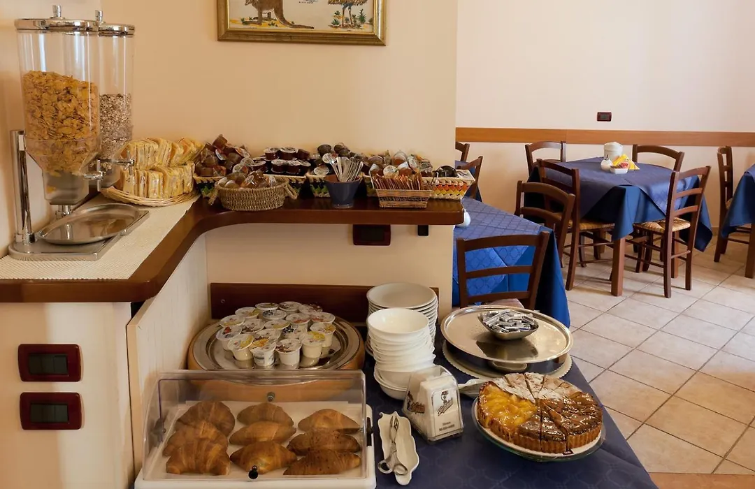 Parking Hotel Giardino-1