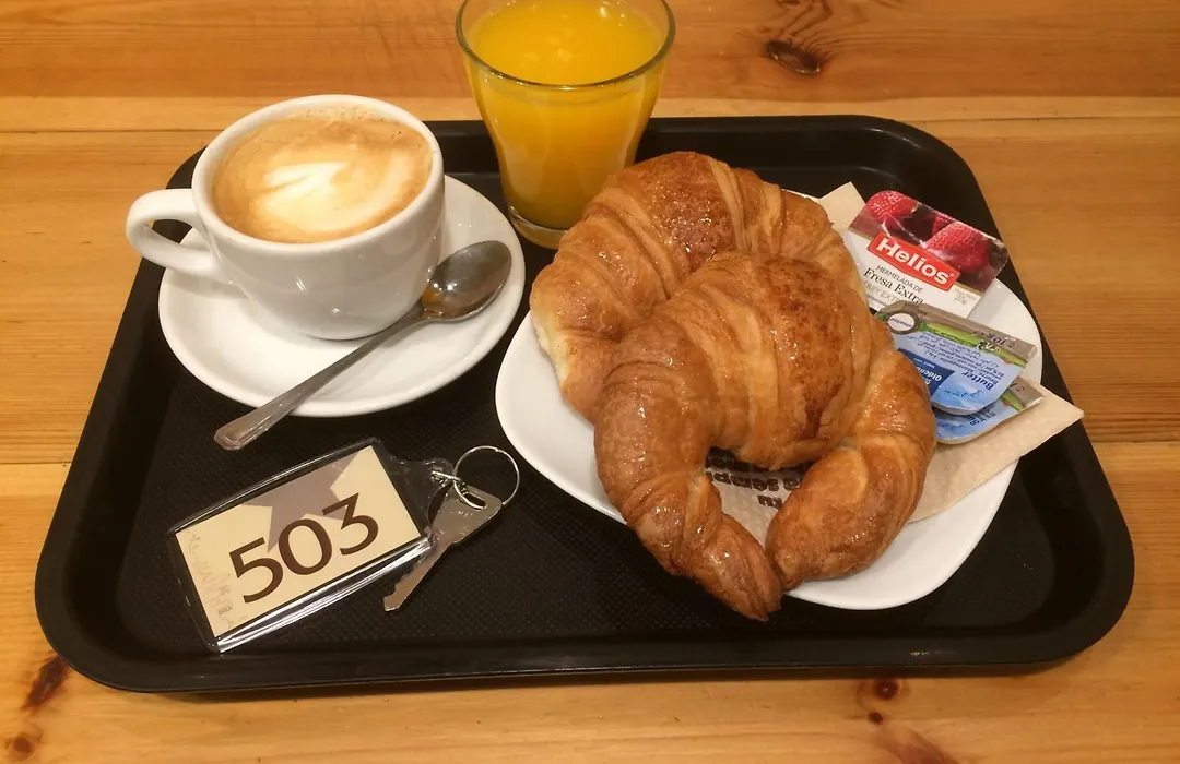Hotel Gijon-1