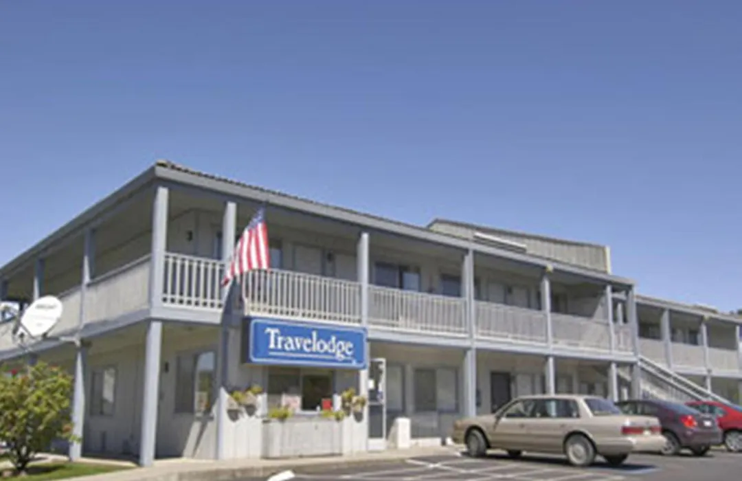 Travelodge By Wyndham Clearlake-1