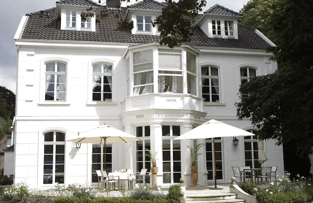 Hotel Hochzeitshaus-1