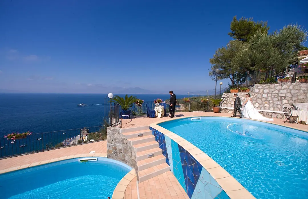 Villaggio Villa Lubrense-1