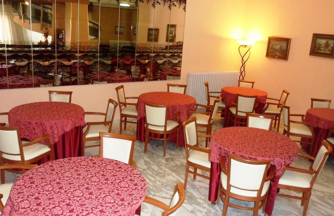 Hotel Reali-1