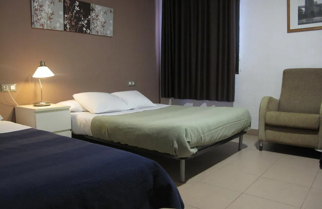 Hostal Lk Barcelona-1
