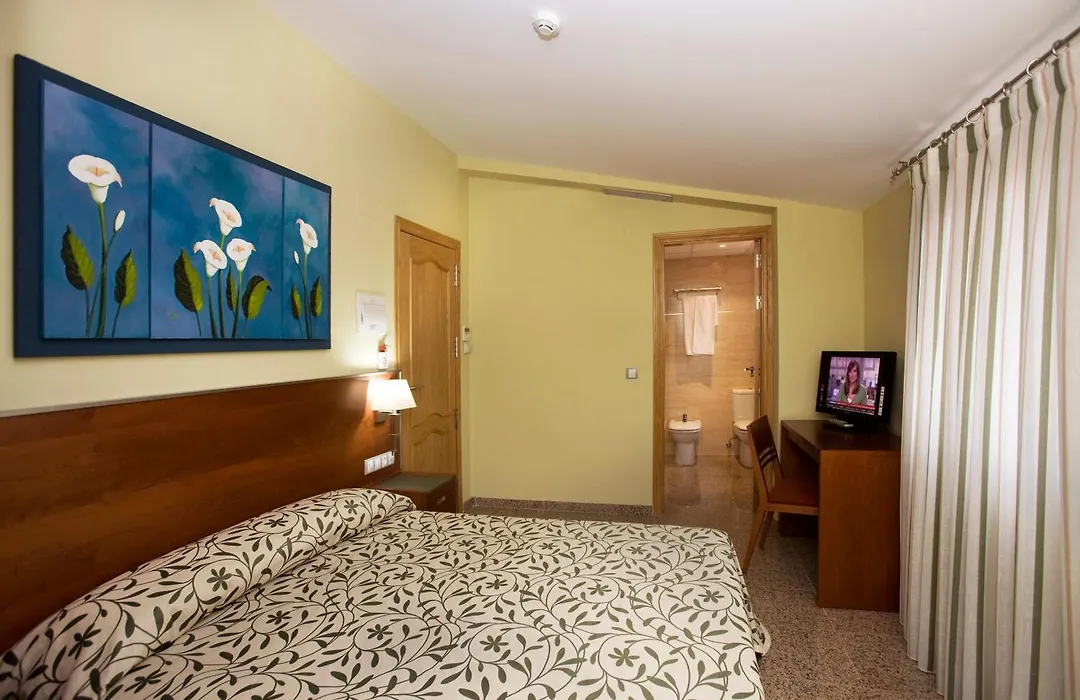 Hotel Marivella-1