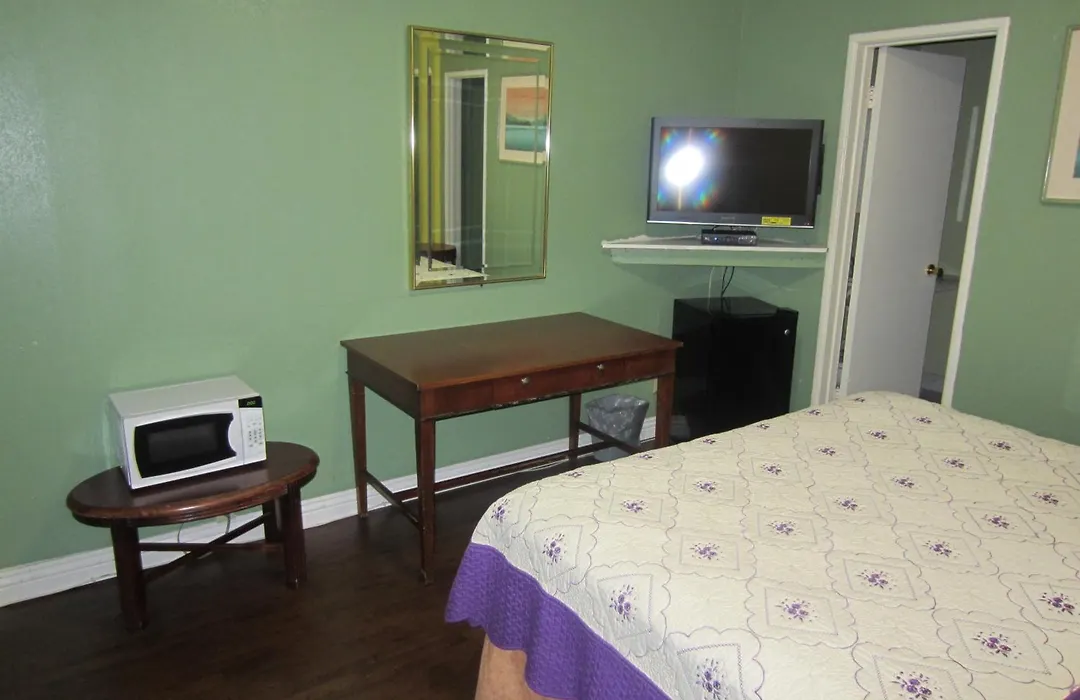 Travel Eagle Inn Motel-1