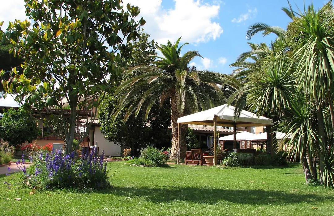 Hotel Velcamare-1