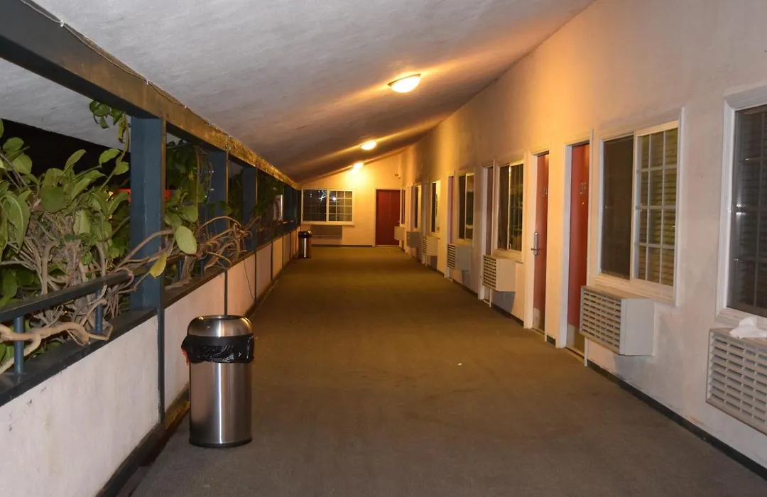 Rose Garden Inn-1